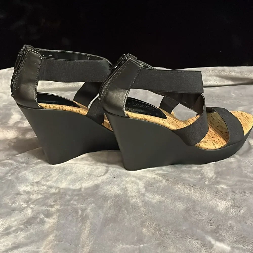 Charles By Charles David Pauline Black Elastic Wedge Sandals